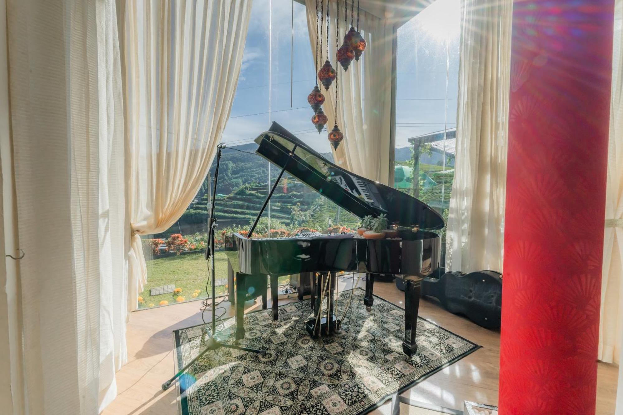The Cheriz Boutique نوفارا إيلِيا المظهر الخارجي الصورة